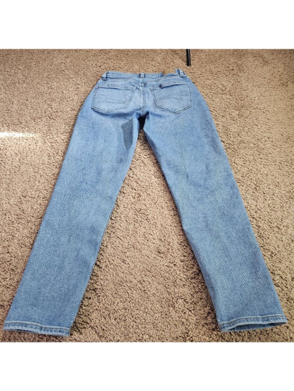 American Eagle Mom Jean Womens 2 High Rise Tapered Denim Light Wash Stretch - Picture 11 of 11